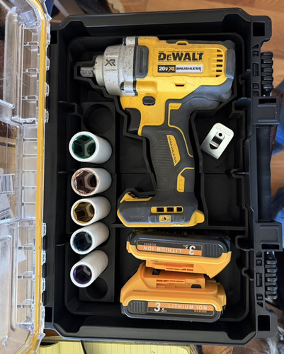 Insert only for dewalt - *insert, only*